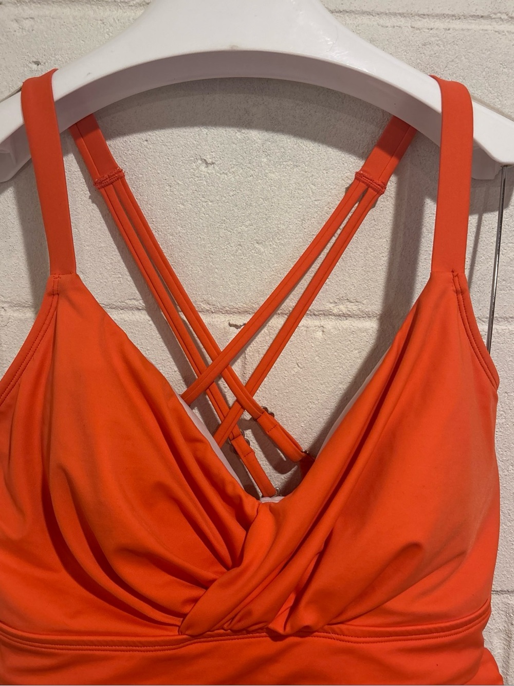 Title Nine bikini set orange padded underwire top 36DD, bottoms size M 2 piece - Picture 2 of 6